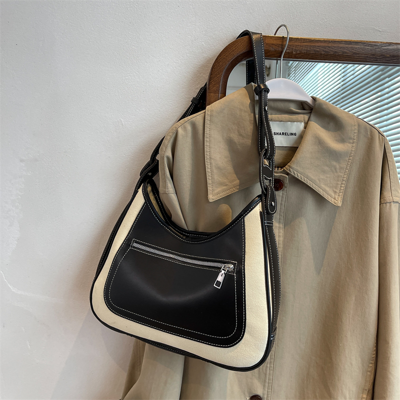 Women's Medium All Seasons Pu Leather Color Block Fashion Square Zipper Underarm Bag display picture 5