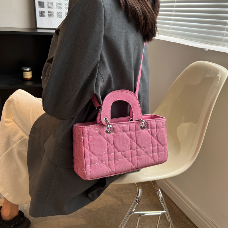 Women's Medium Denim Solid Color Fashion Square Zipper Crossbody Bag display picture 2