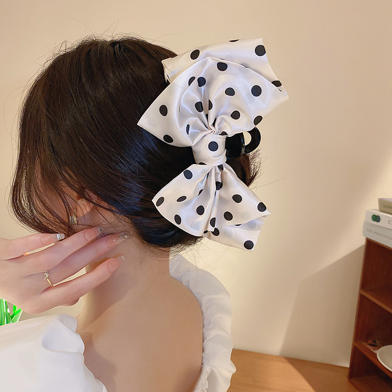 Simple Style Polka Dots Arylic Cloth Bowknot Hair Claws 1 Piece display picture 3