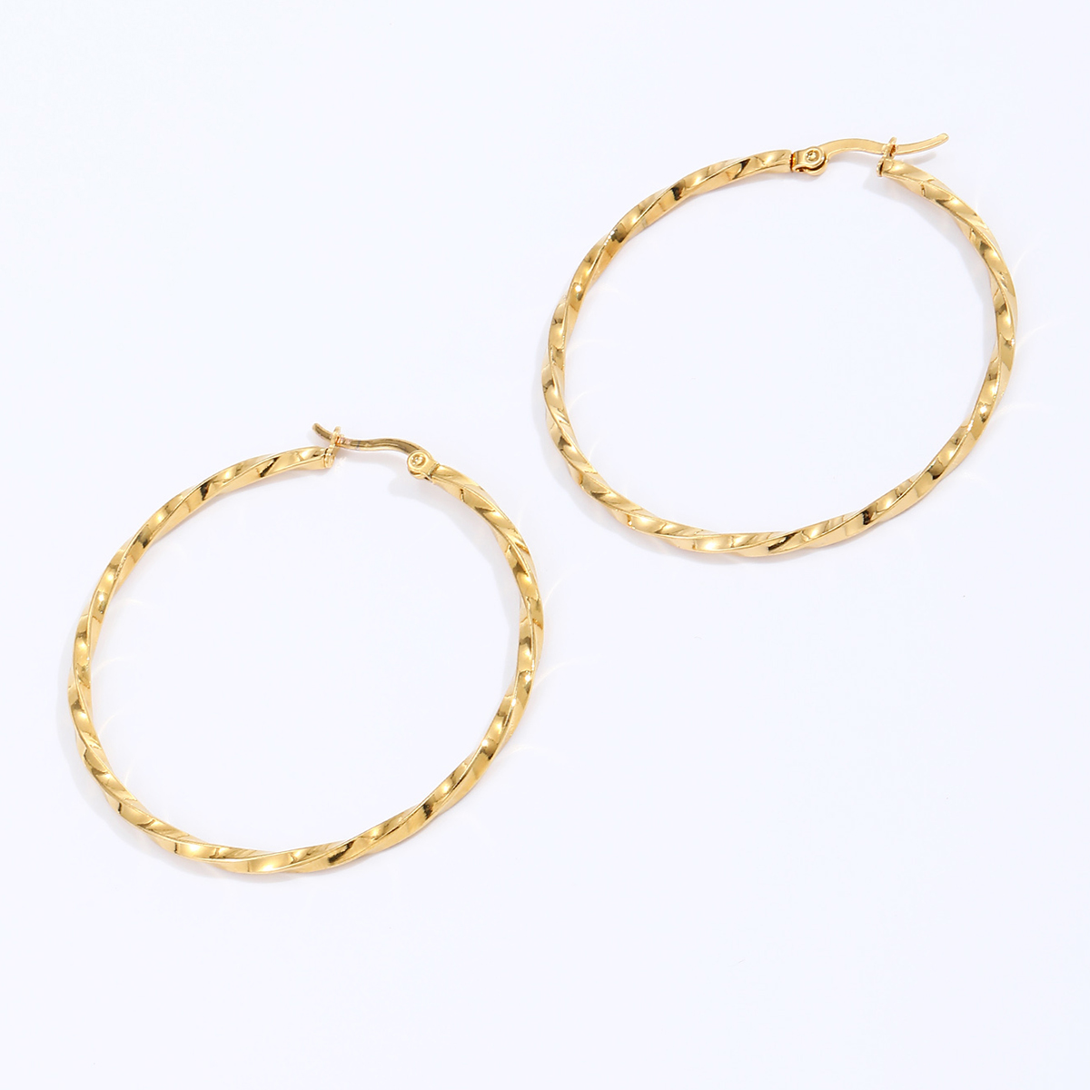 Fashion Round The Answer Stainless Steel Hoop Earrings Gold Plated Stainless Steel Earrings 1 Pair display picture 2