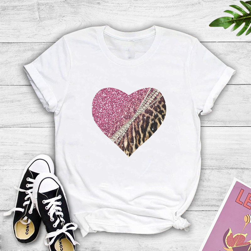 Fashion Heart Shape Milk Fiber Round Neck Short Sleeve Regular Sleeve Printing T-shirt display picture 1