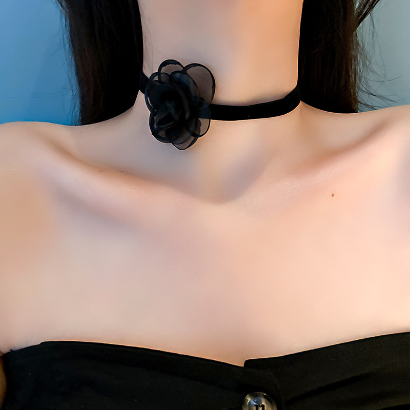 Fashion Flower Alloy Cloth Velvet Choker 1 Piece display picture 1