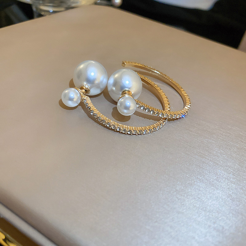 Fashion Geometric Alloy Inlay Rhinestones Pearl Earrings 1 Pair display picture 5