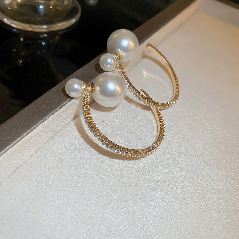 Fashion Geometric Alloy Inlay Rhinestones Pearl Earrings 1 Pair display picture 6