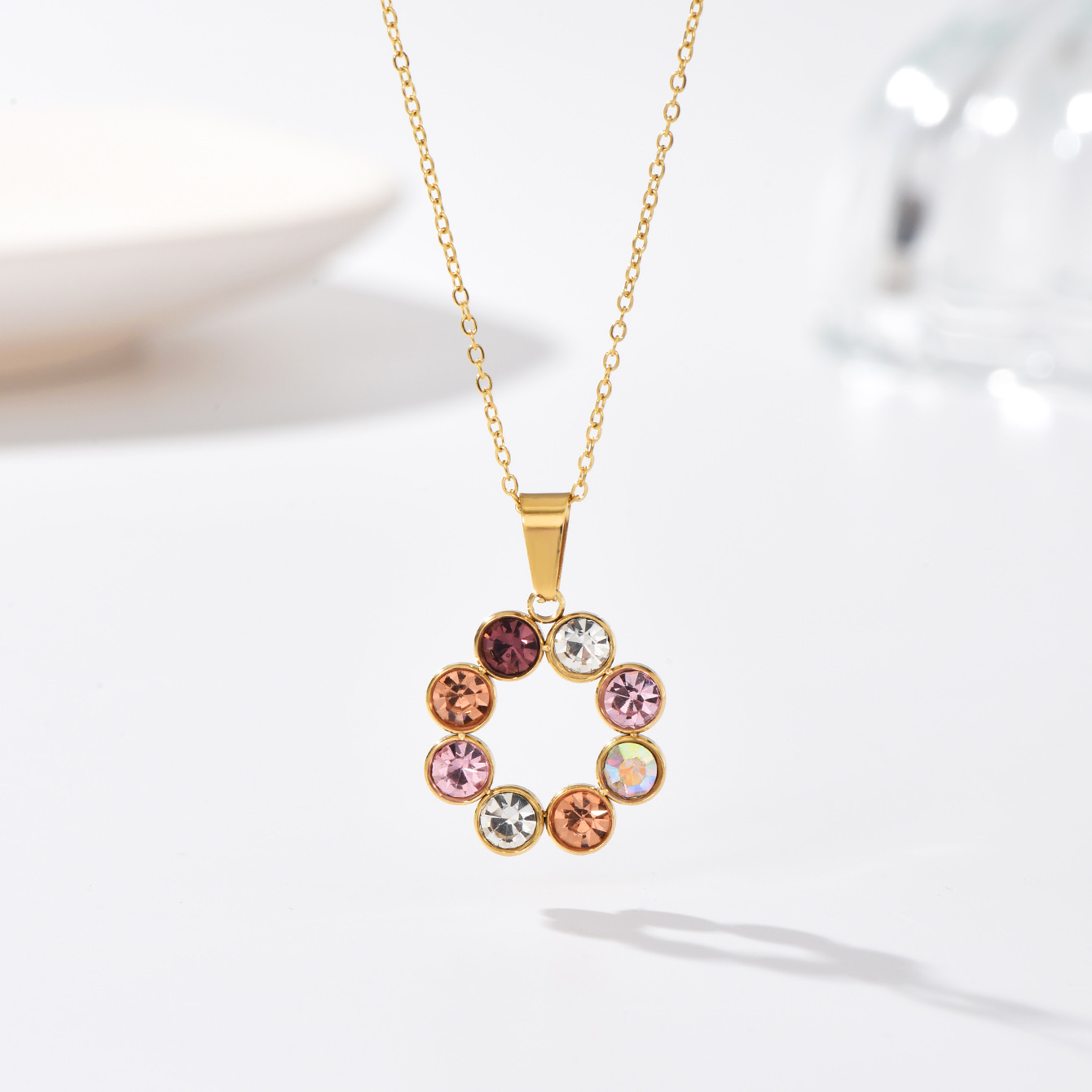 Simple Style Circle Stainless Steel Inlay Zircon Pendant Necklace display picture 1