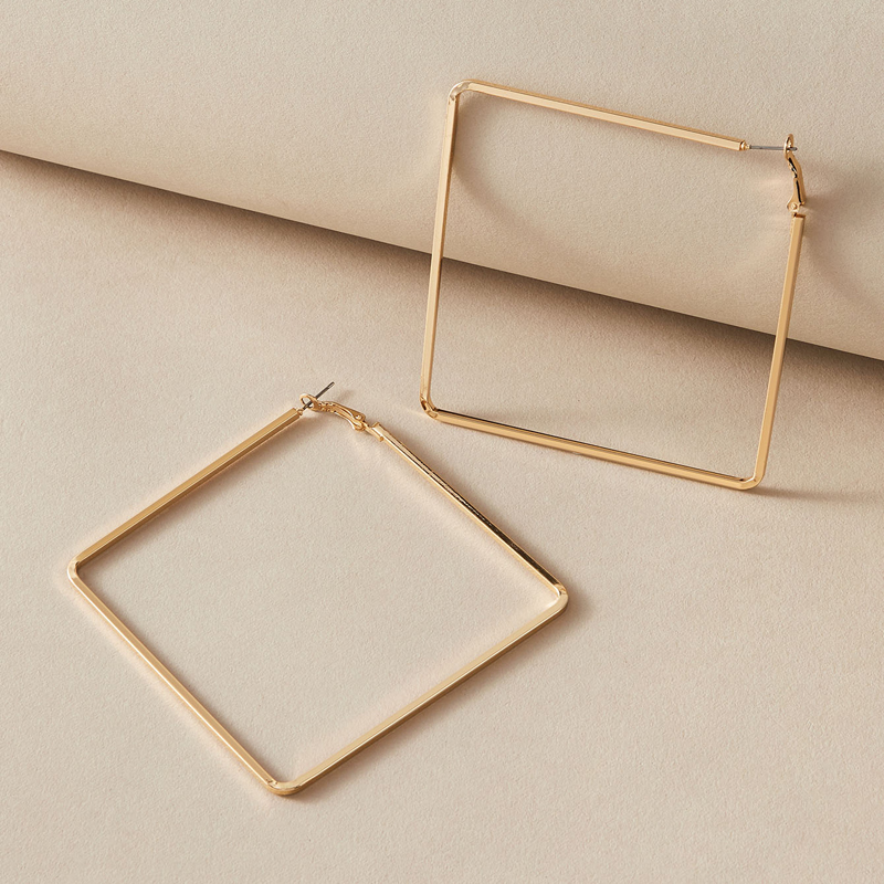 Vintage Style Square Alloy Earrings display picture 5