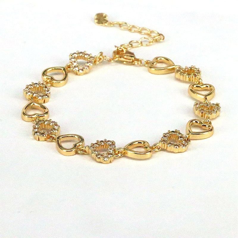 Simple Style Heart Shape Butterfly Copper Bracelets Inlay Zircon Copper Bracelets 1 Piece display picture 5