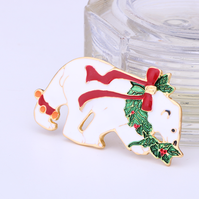 Cute Christmas Hat Christmas Tree Santa Claus Alloy Inlay Rhinestones Unisex Brooches display picture 3
