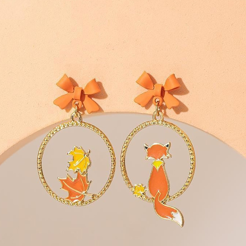 Cartoon Style Maple Leaf Fox Alloy Asymmetrical Bowknot Women's Drop Earrings 1 Pair display picture 1