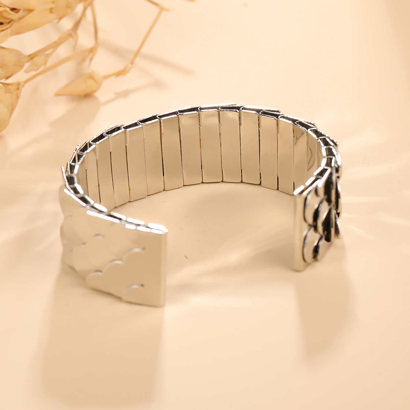 Fashion Geometric Alloy Plating Women's Bangle 1 Piece display picture 2