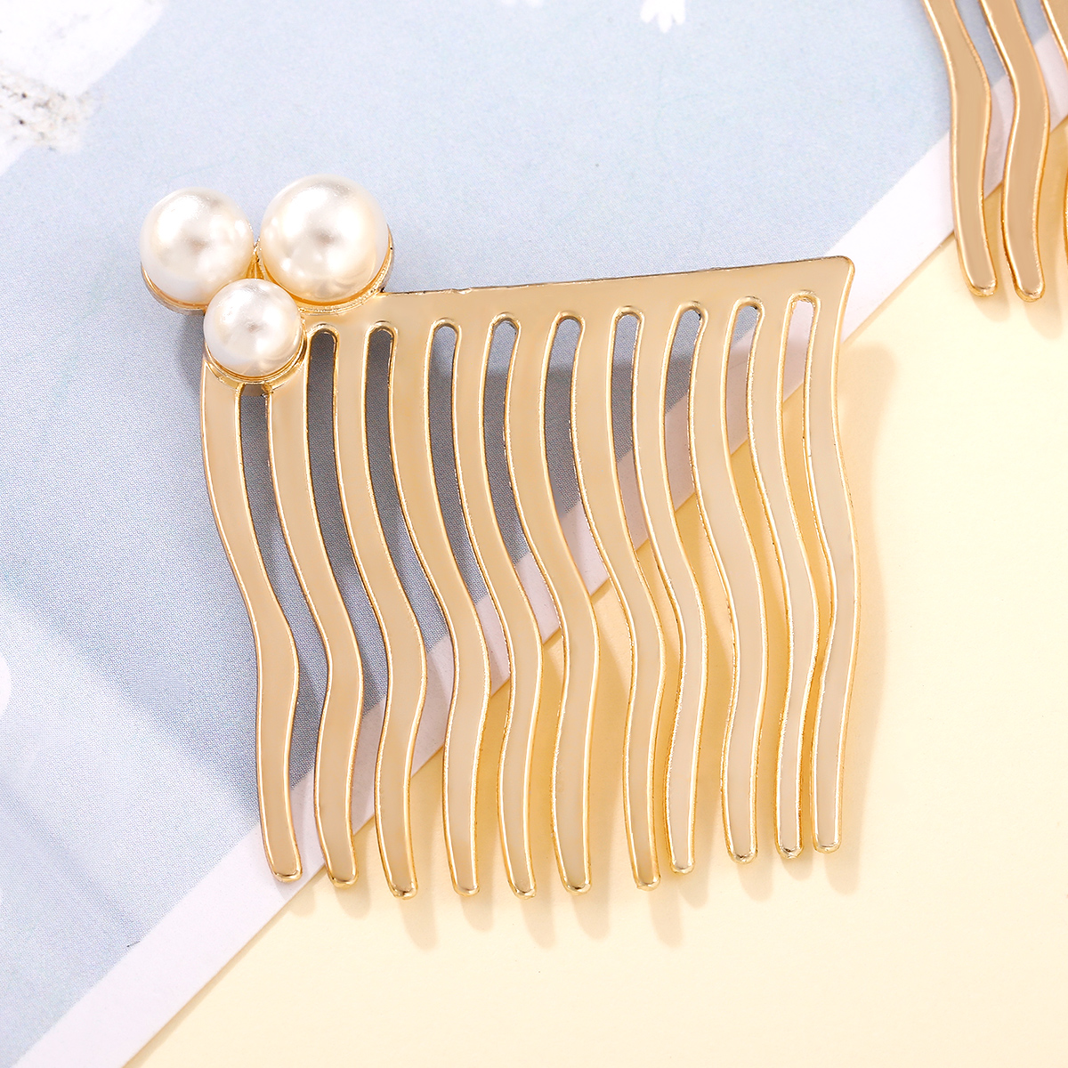 Fashion Geometric Alloy Inlay Artificial Pearls Hair Clip 2 Pieces display picture 2