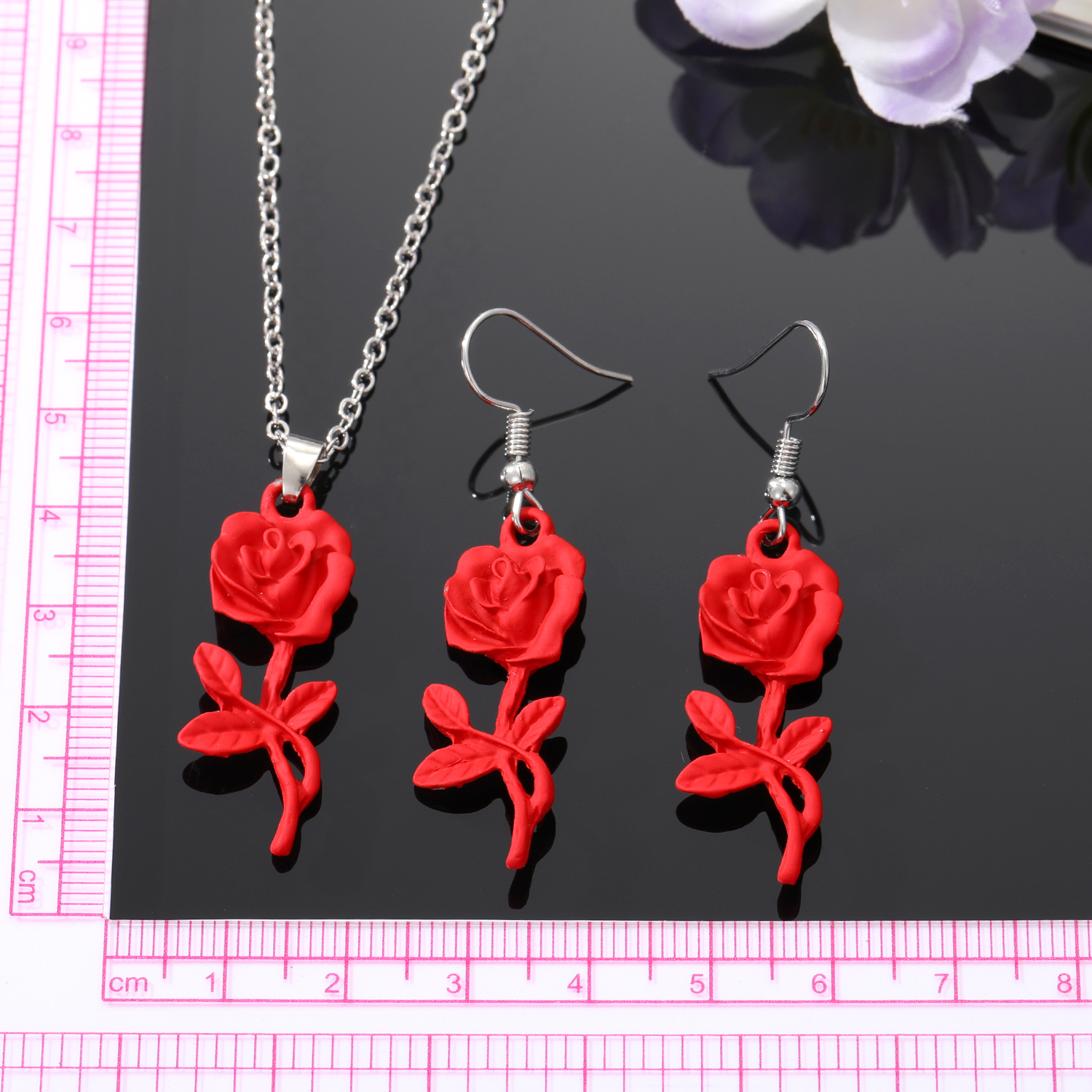 Retro Rose Alloy Stoving Varnish Alloy Women's Earrings Necklace 1 Pair display picture 7
