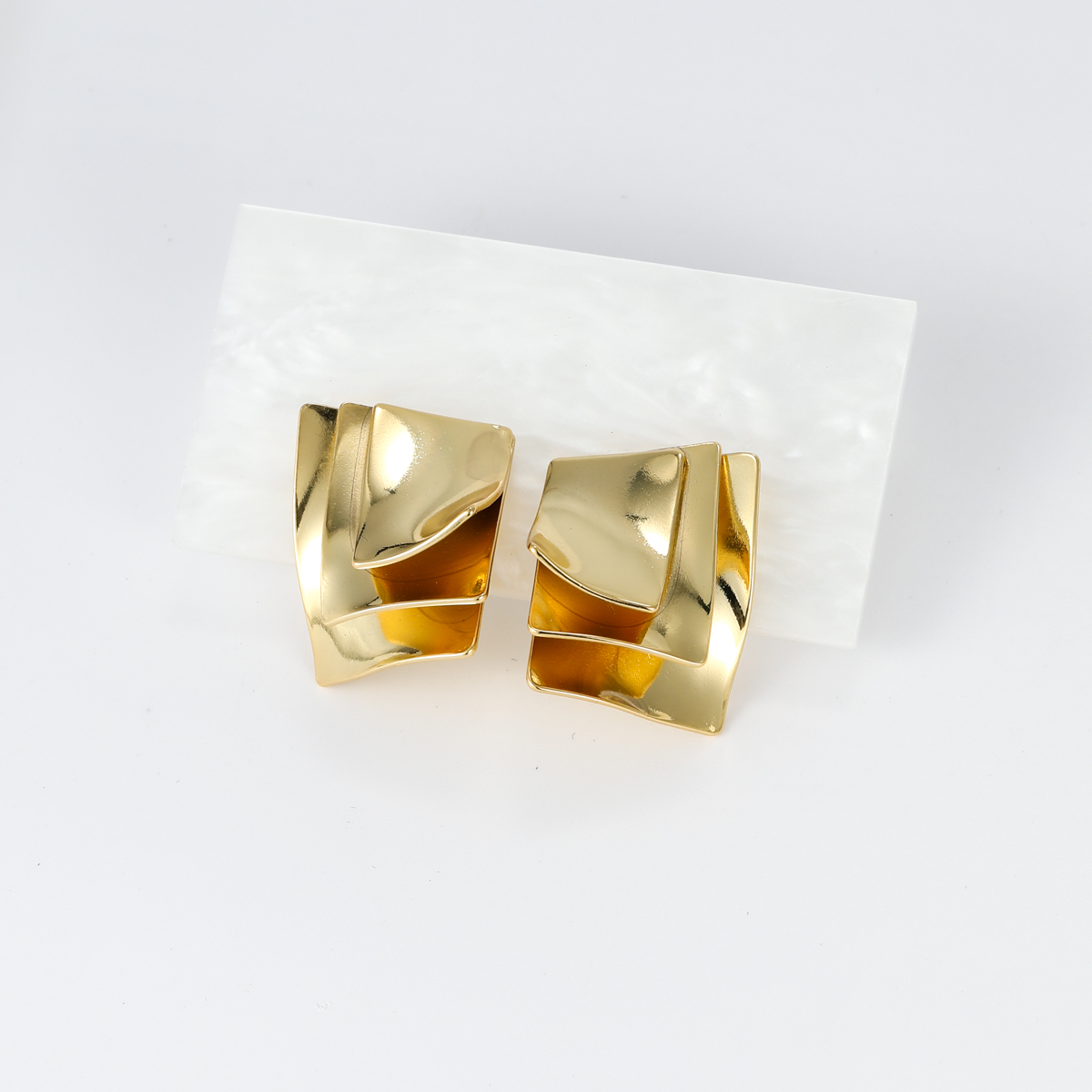 Moda Cuadrado Cobre Irregular Chapado En Oro Pendientes 1 Par display picture 3
