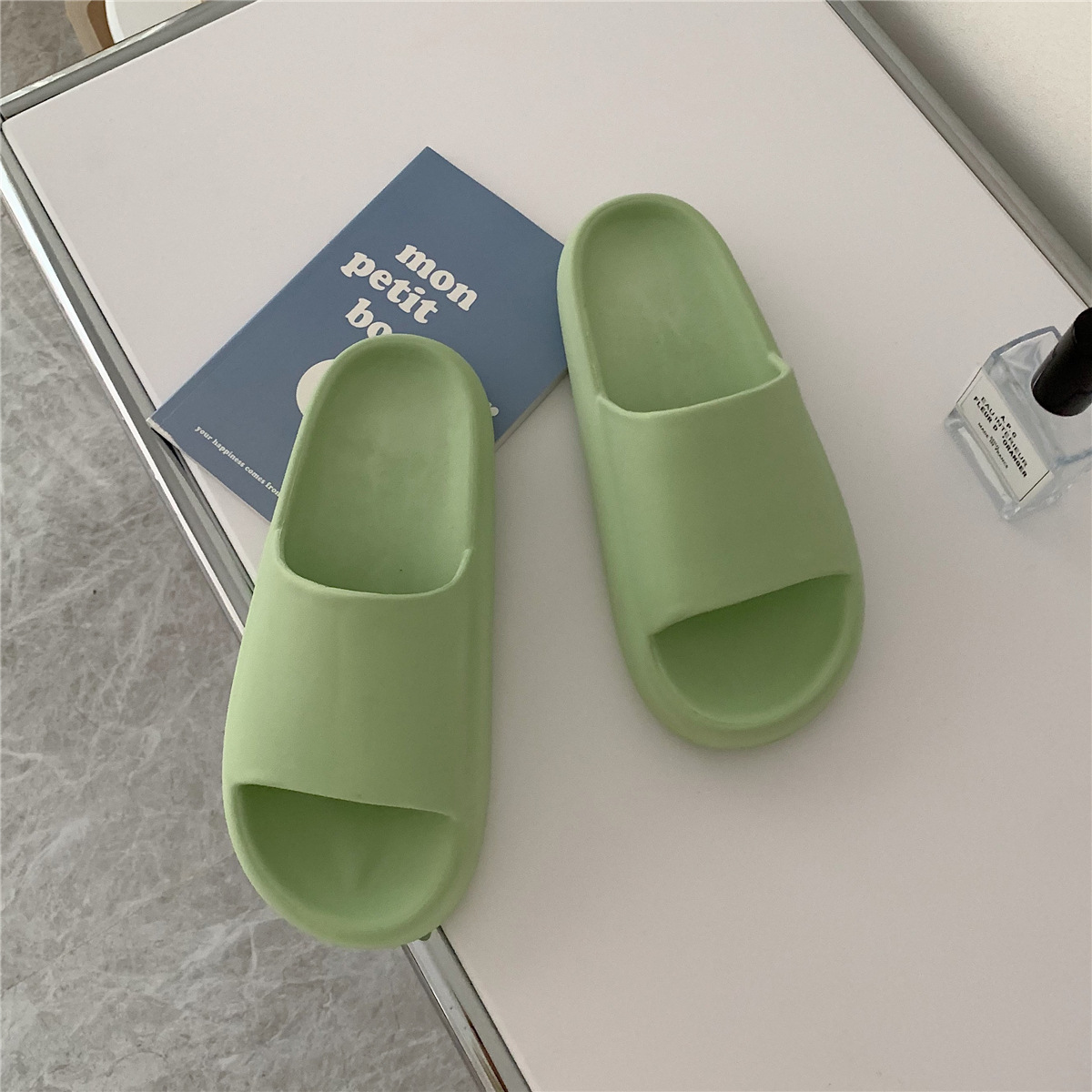 Unisex Basic Solid Color Slides Slippers display picture 1