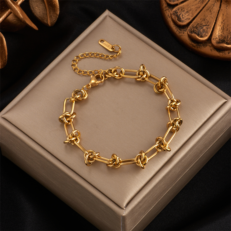 Fashion Geometric Titanium Steel Gold Plated Bracelets display picture 4