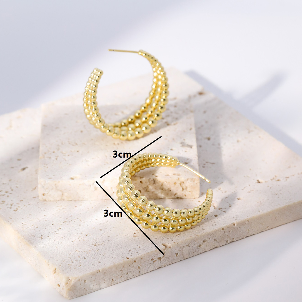 1 Pair Simple Style C Shape Beaded Gold Plated Copper Gold Plated Ear Studs display picture 5