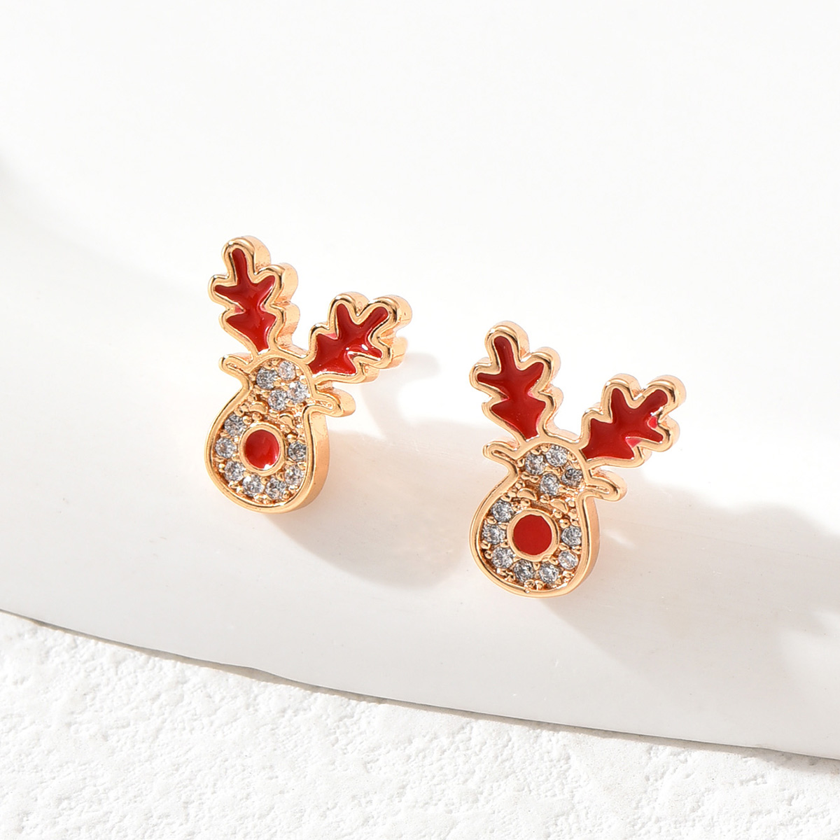 Simple Style Antlers Copper Ear Studs Gold Plated Zircon Copper Earrings 1 Pair display picture 5
