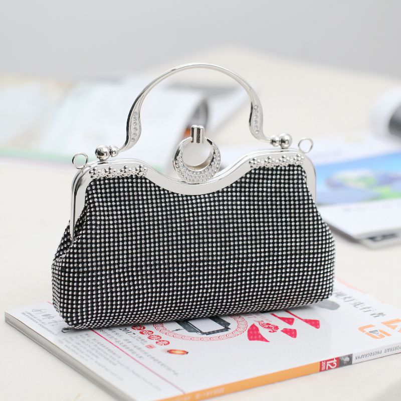 Women's Medium All Seasons Polyester Solid Color Fashion Sequins Rhinestone Square Buckle Handbag display picture 4