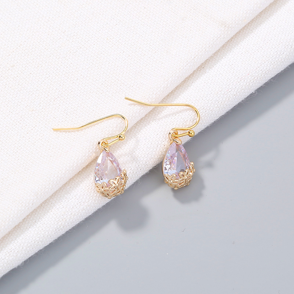 Bohemian Water Droplets Tassel Heart Shape Copper Earrings Hollow Out Resin Copper Earrings 1 Pair display picture 4