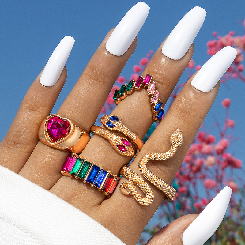 Fashion Geometric Heart Shape Snake Alloy Rhinestones Women's Rings 5 Pieces display picture 1