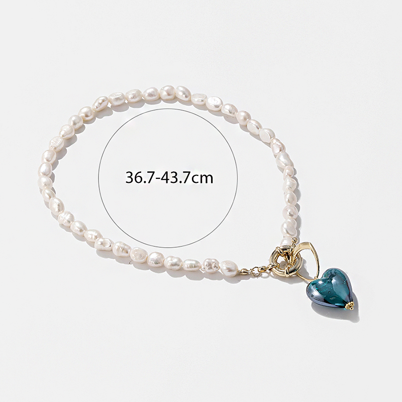 Elegant Heart Shape Alloy Pendant Necklace Beaded Pearl Pearl Necklaces 1 Piece display picture 3