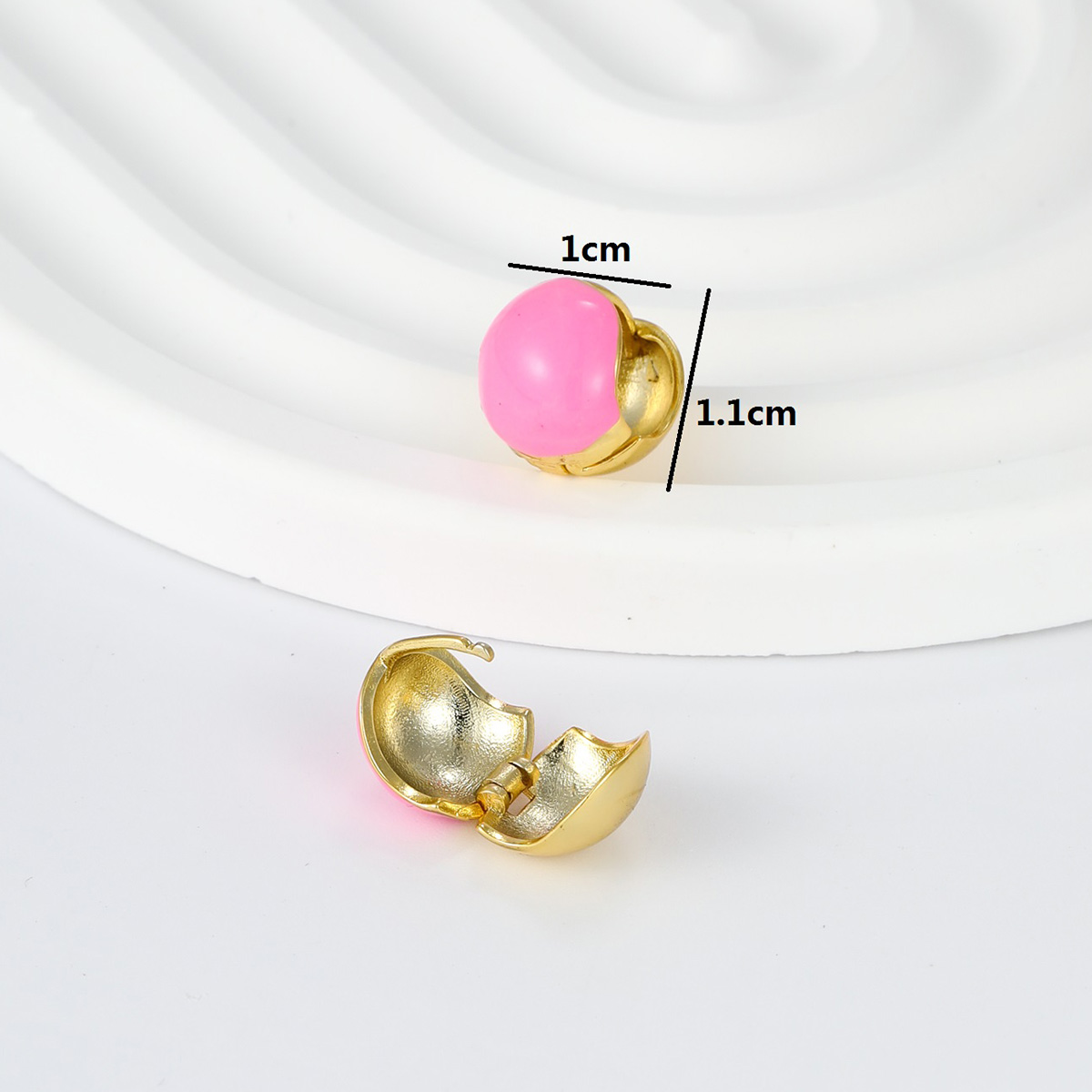 Fashion Round Heart Shape Copper Plating Ear Studs 1 Pair display picture 13