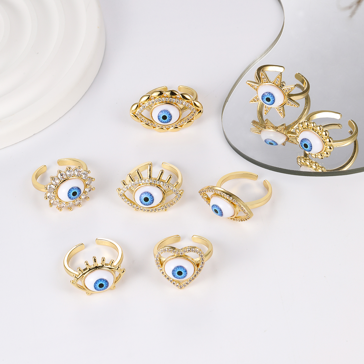 Einfacher Stil Herzform Auge Kupfer Vergoldet Zirkon Offener Ring In Masse display picture 1