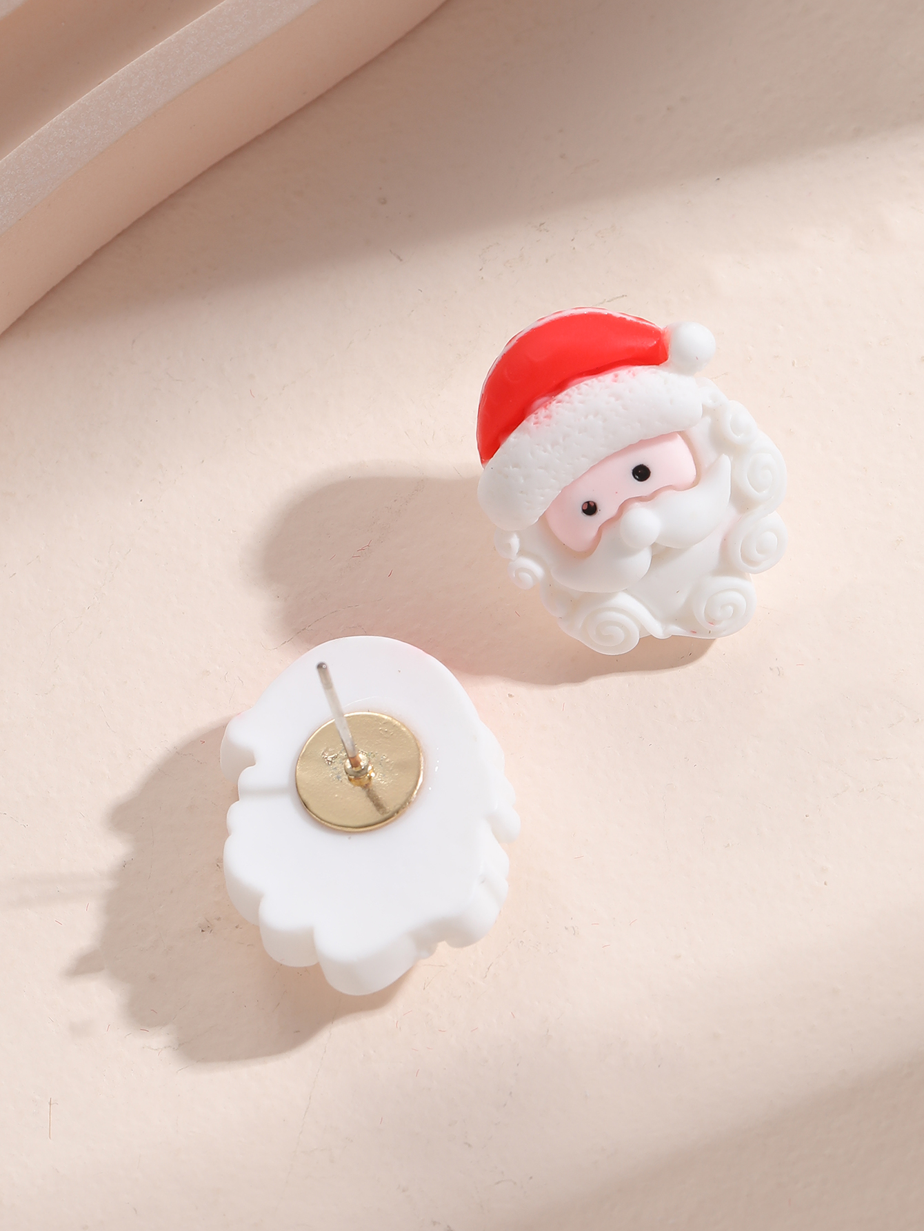 جذاب بابا نويل الراتنجات الاصطناعية امرأة ترصيع الأذن 1 زوج display picture 6