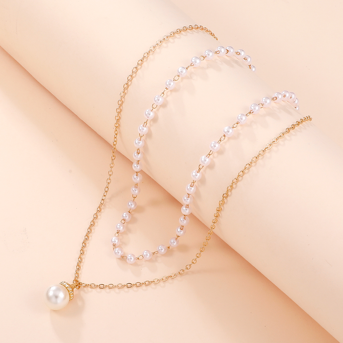 Elegant Geometric Alloy Plating Artificial Pearls Women's Layered Necklaces display picture 3