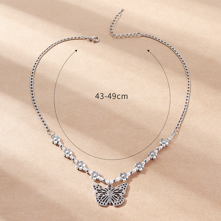 Fashion Butterfly Alloy Pearl Women's Pendant Necklace 1 Piece display picture 3