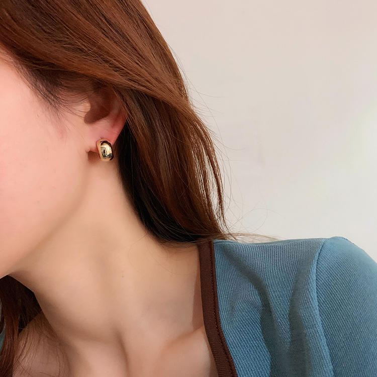 Fashion Semicircle Alloy Women's Ear Studs 1 Pair display picture 8