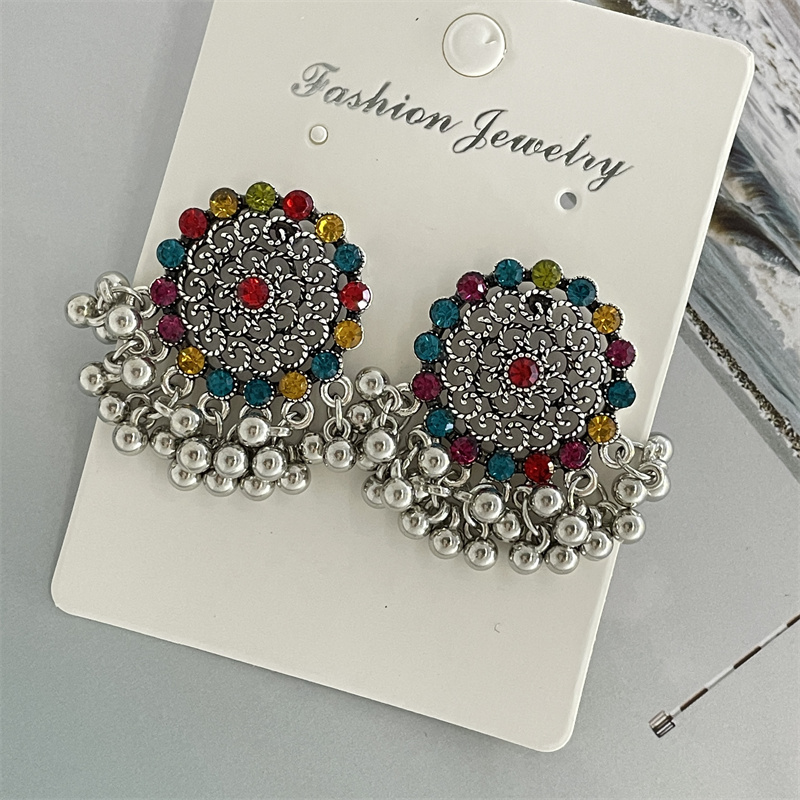 Retro Geometric Metal Inlay Artificial Pearls Women's Drop Earrings 1 Pair display picture 4