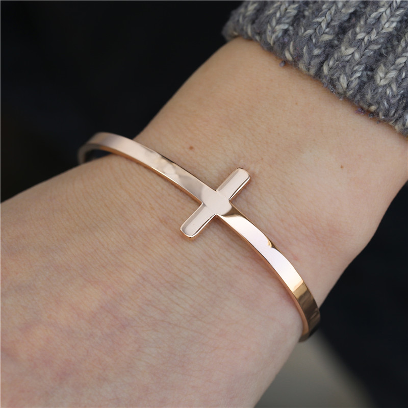 Classic Style Cross Alloy Plating Women's Bangle 1 Piece display picture 1