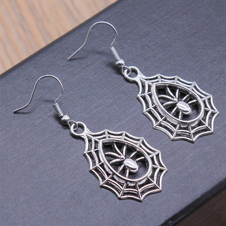 1 Pair Simple Style Spider Spider Web Hollow Out Alloy Ear Hook display picture 6