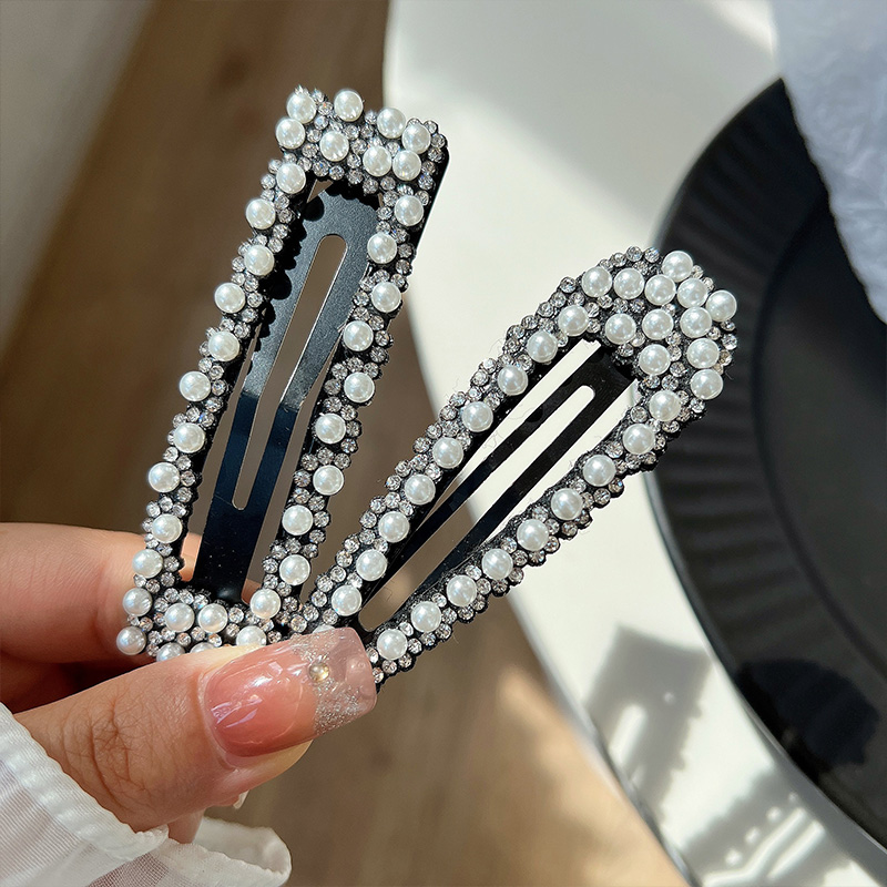 Korean Style Triangle Square Imitation Pearl Alloy Rhinestone Hair Clip 1 Piece display picture 5
