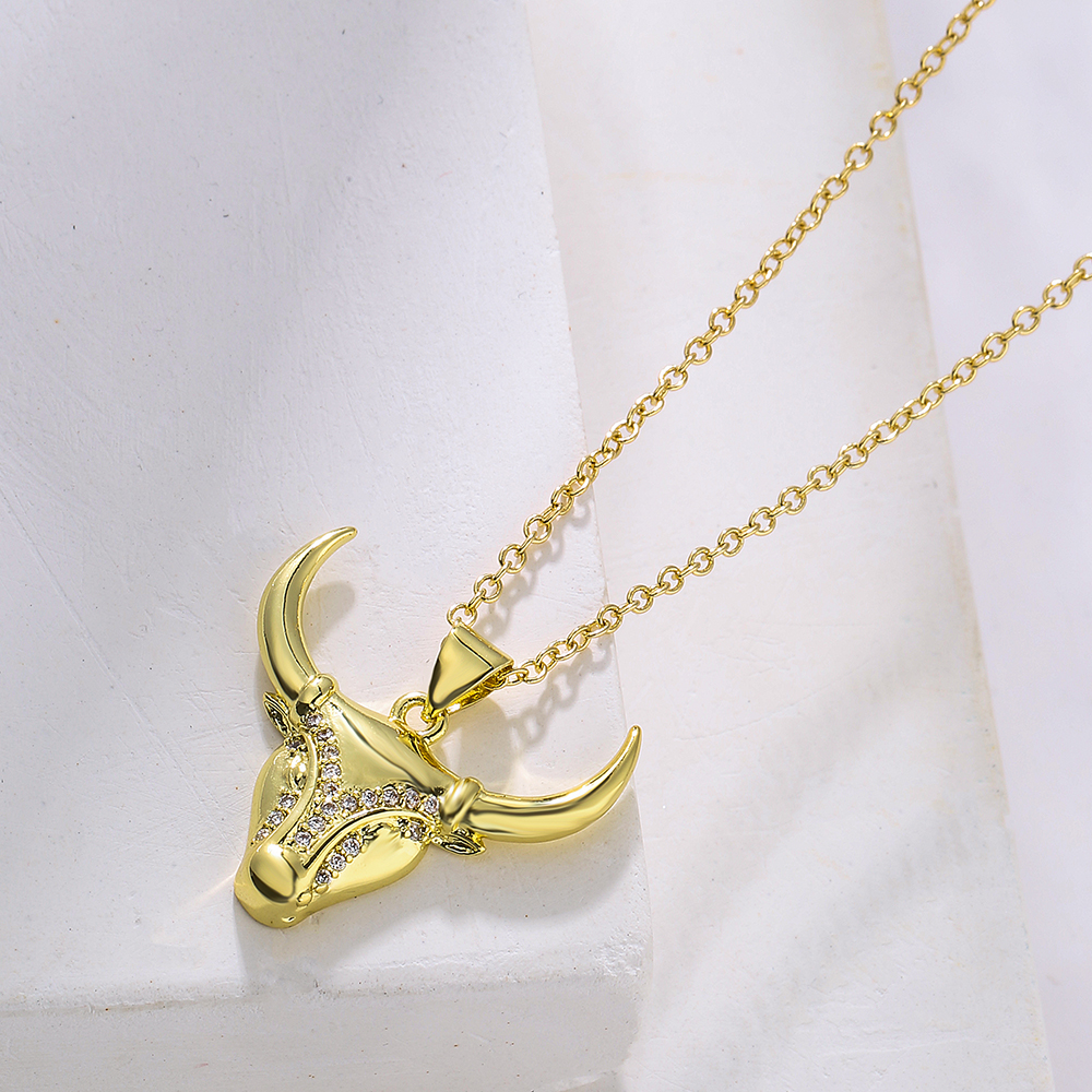 Fashion Animal Cattle Copper Gold Plated Zircon Pendant Necklace 1 Piece display picture 5