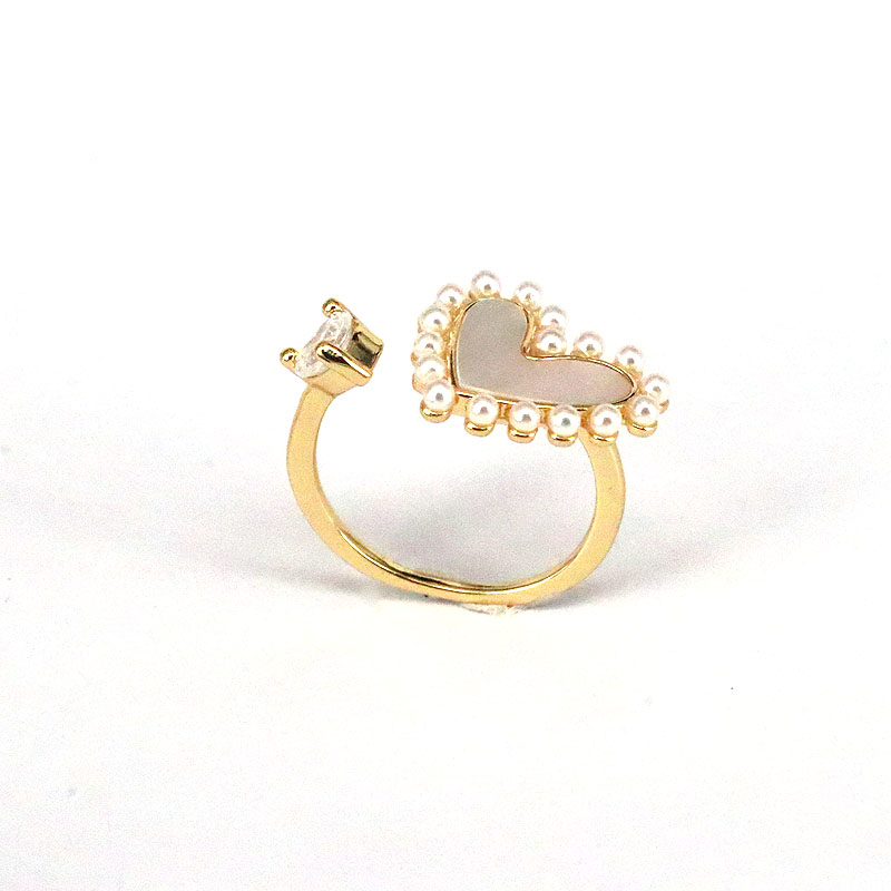 Retro Heart Shape Butterfly Copper Gold Plated Artificial Pearls Shell Zircon Open Ring 1 Piece display picture 6
