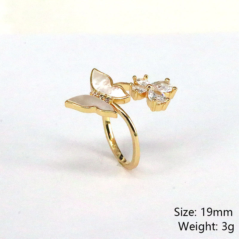 Retro Heart Shape Butterfly Copper Gold Plated Artificial Pearls Shell Zircon Open Ring 1 Piece display picture 8