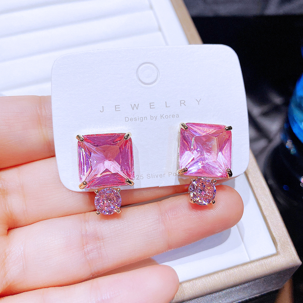 Elegant Square Copper Plating Zircon Ear Studs 1 Pair display picture 5