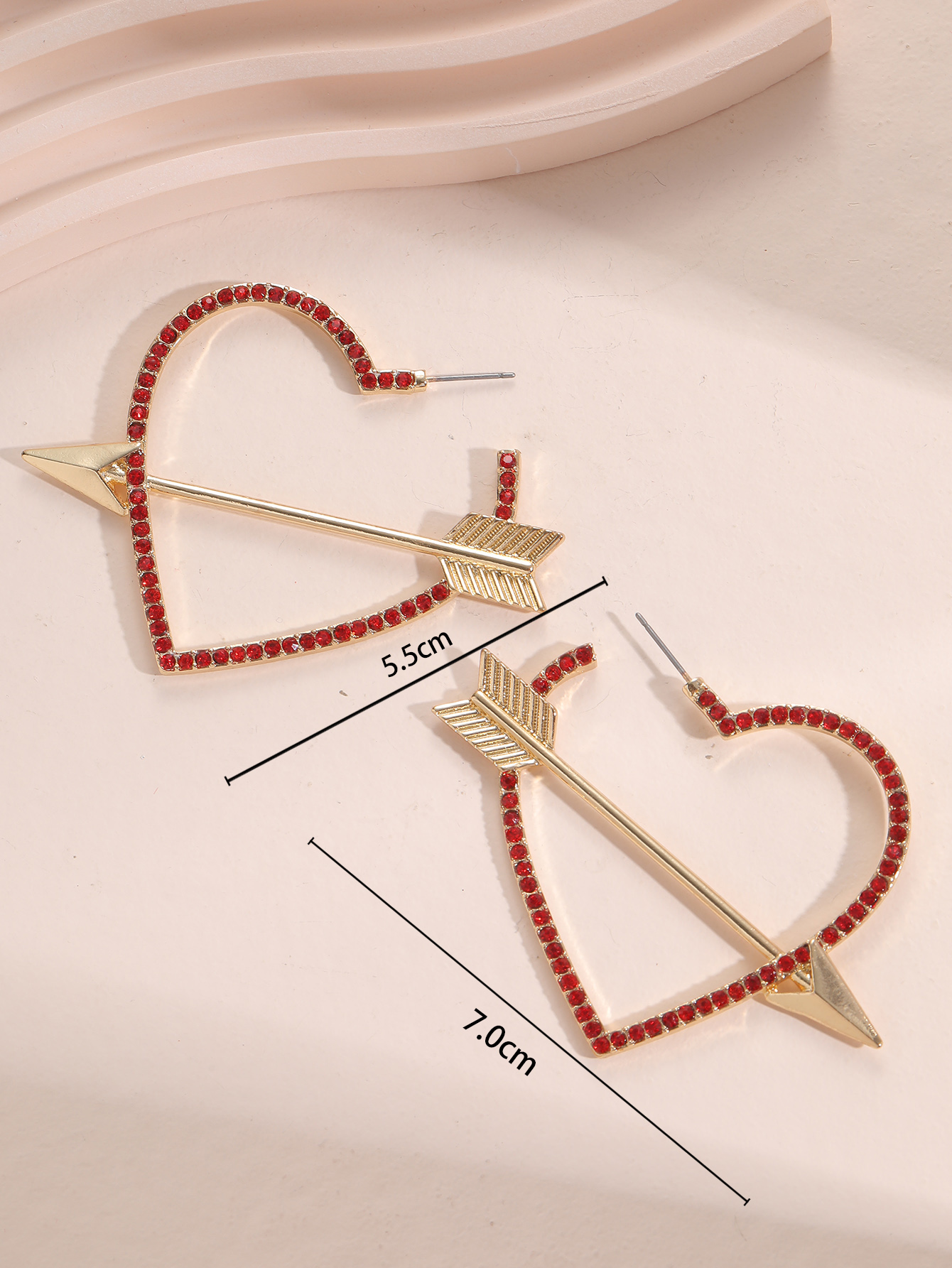 Fashion Heart Shape Arrow Alloy Hollow Out Inlay Rhinestones Women's Earrings 1 Pair display picture 12