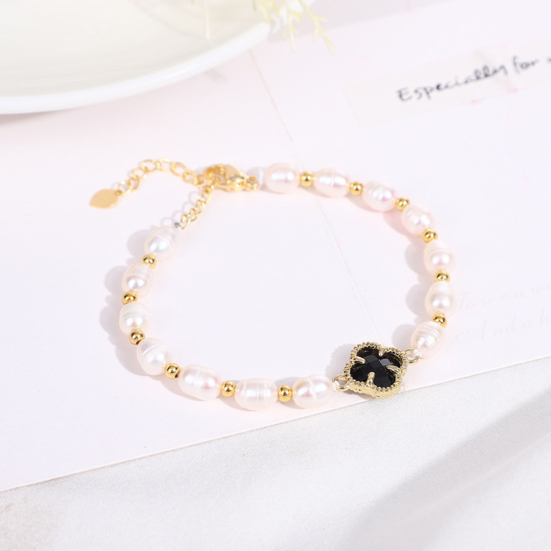 Simple Style Four Leaf Clover Bee Imitation Pearl Alloy Beaded Rhinestones Bracelets 1 Piece display picture 1