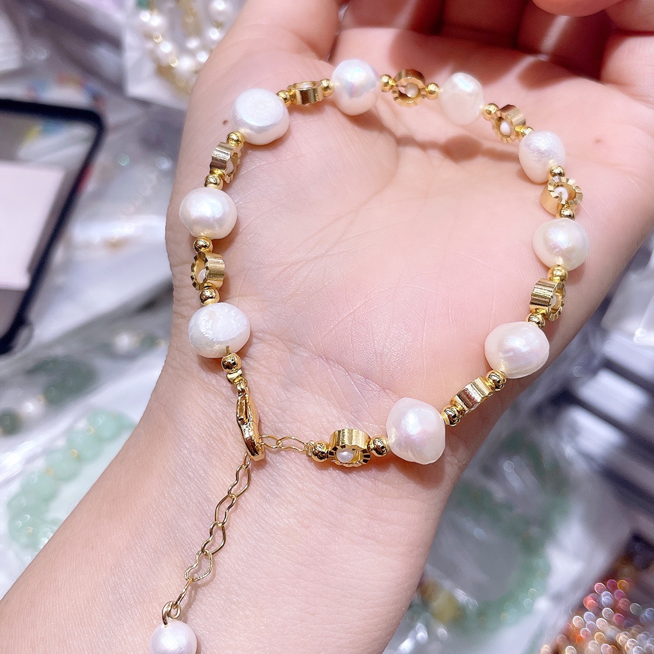 Simple Style Four Leaf Clover Bee Imitation Pearl Alloy Beaded Rhinestones Bracelets 1 Piece display picture 4