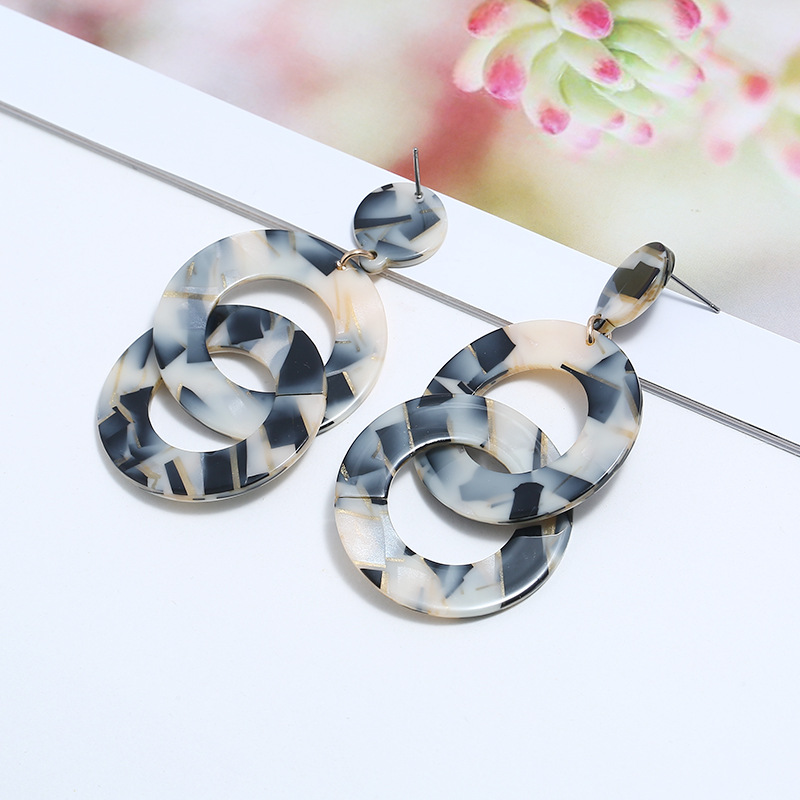 Fashion Circle Acetic Acid Sheets Patchwork Women's Drop Earrings 1 Pair display picture 3