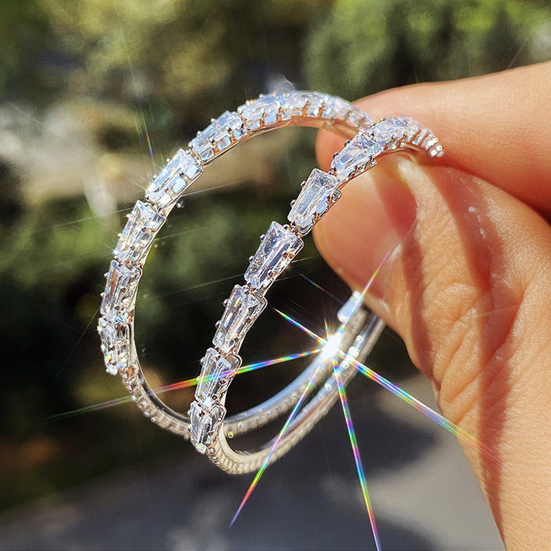 Fashion Geometric Copper Plating Artificial Diamond Hoop Earrings 1 Pair display picture 3