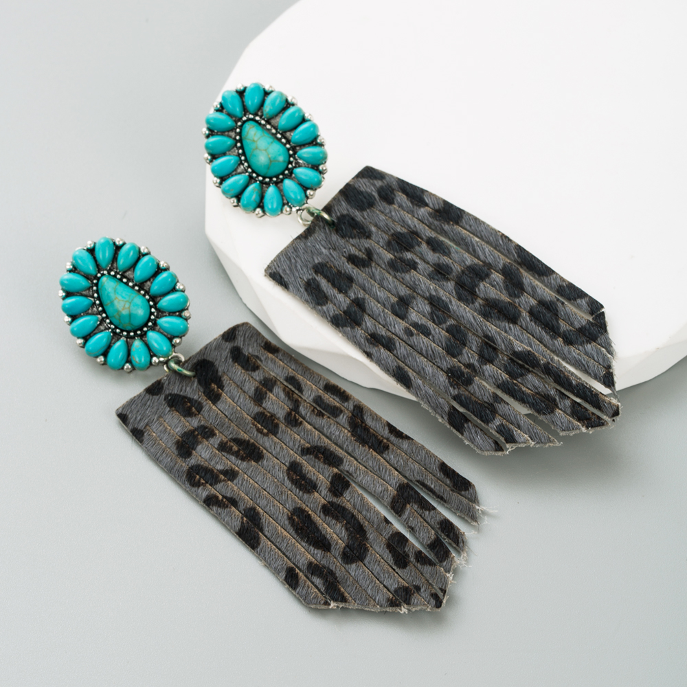 1 Pair Elegant Retro Leopard Inlay Pu Leather Alloy Turquoise Drop Earrings display picture 7