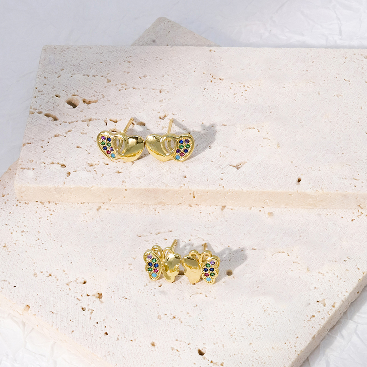 Einfacher Stil Herzform Schmetterling Kupfer Vergoldet Zirkon Ohrstecker 1 Paar display picture 1