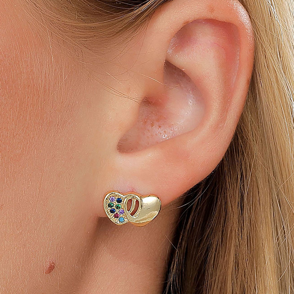 Simple Style Heart Shape Butterfly Copper Gold Plated Zircon Ear Studs 1 Pair display picture 2
