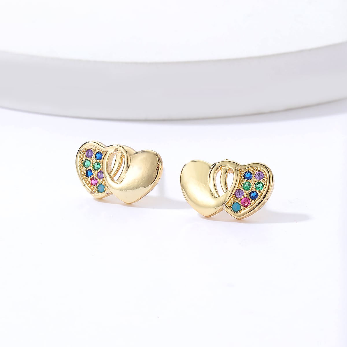 Simple Style Heart Shape Butterfly Copper Gold Plated Zircon Ear Studs 1 Pair display picture 3