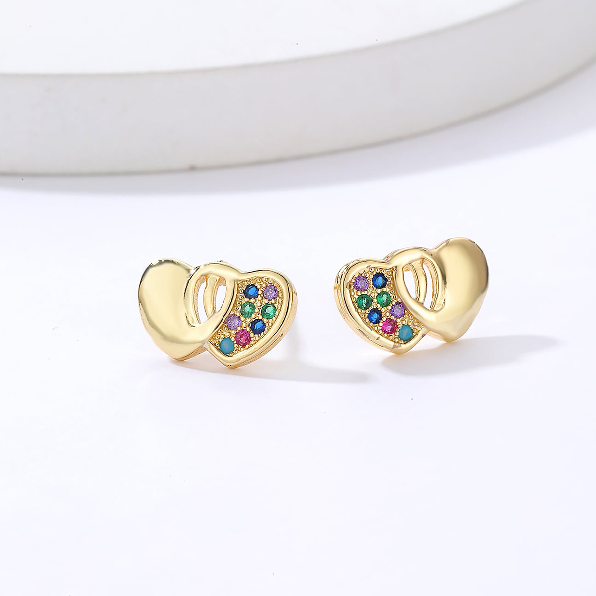 Simple Style Heart Shape Butterfly Copper Gold Plated Zircon Ear Studs 1 Pair display picture 4