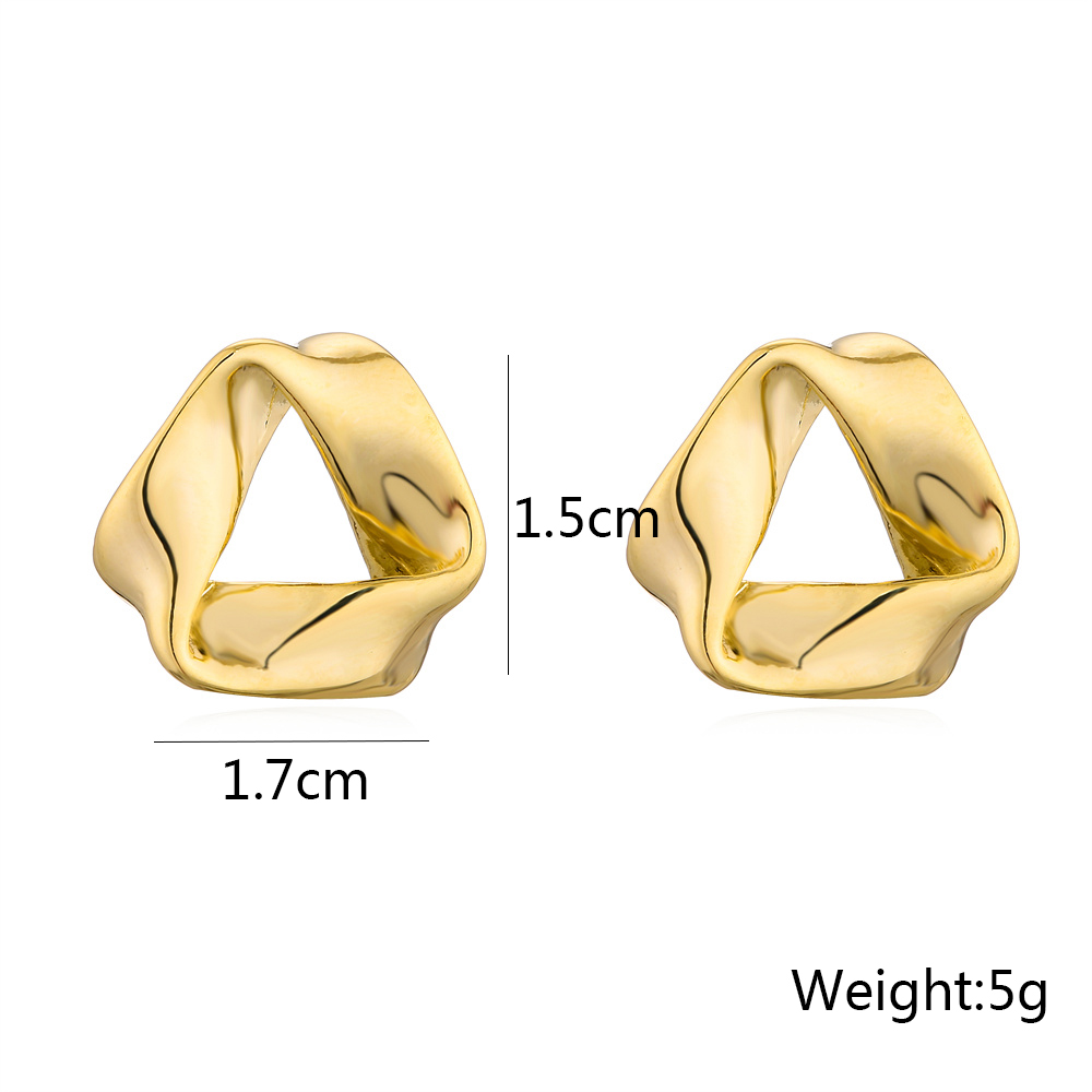 Fashion Triangle Copper Gold Plated Ear Studs 1 Pair display picture 4